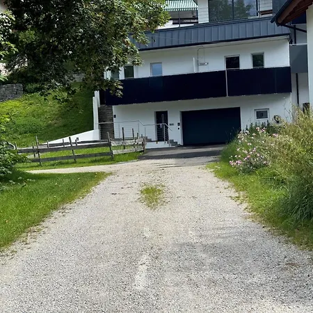 30-11 Apartment Ehrwald